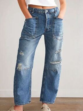 🩵Hello Gorgeous! High-Rise Distressed Patch Pocket Jeans - Light Wash